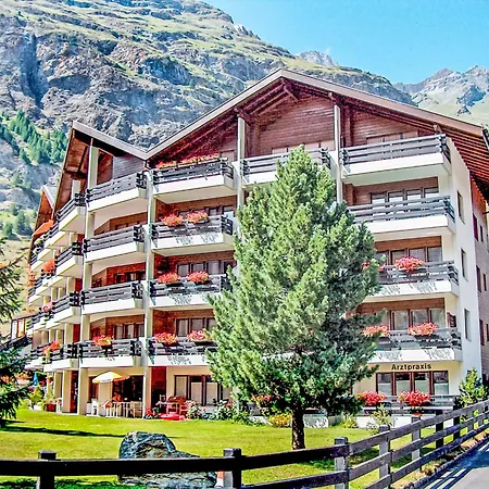 Pasadena-5 By Interhome *